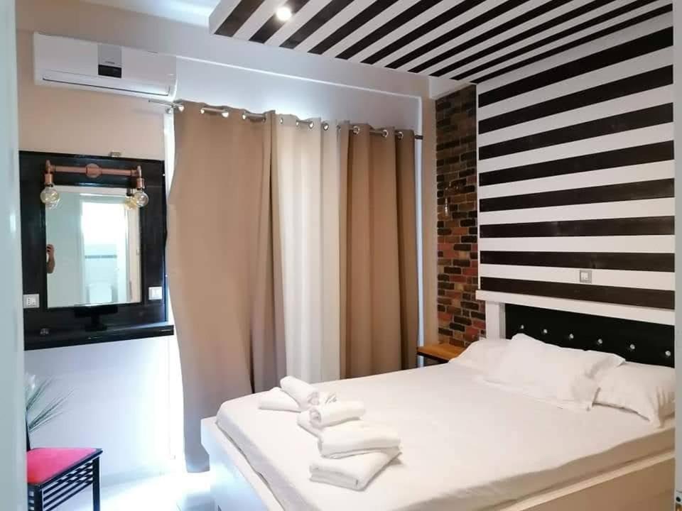 Jz Boutique Apartments Rhodes City Esterno foto